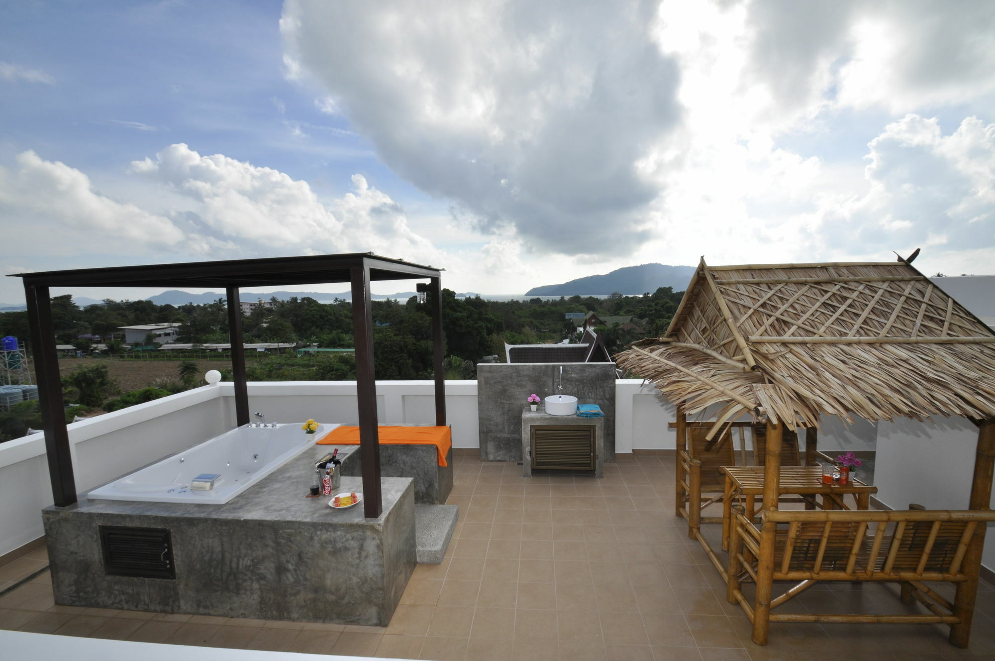 Duangjai Residence - SHA Extra Plus Rawai Exterior foto